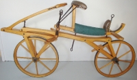 Historischer Nachbau des ersten Fahrrades von Freiherr Karl von Drais_1